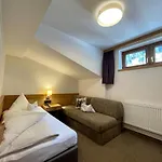 Haus Steffeler Pensión 3*