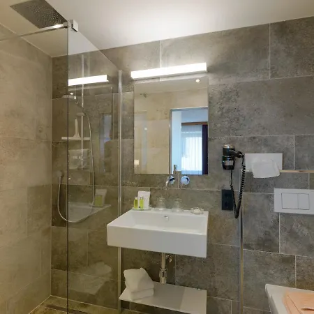 Gasthuis Haus Steffeler 3*
